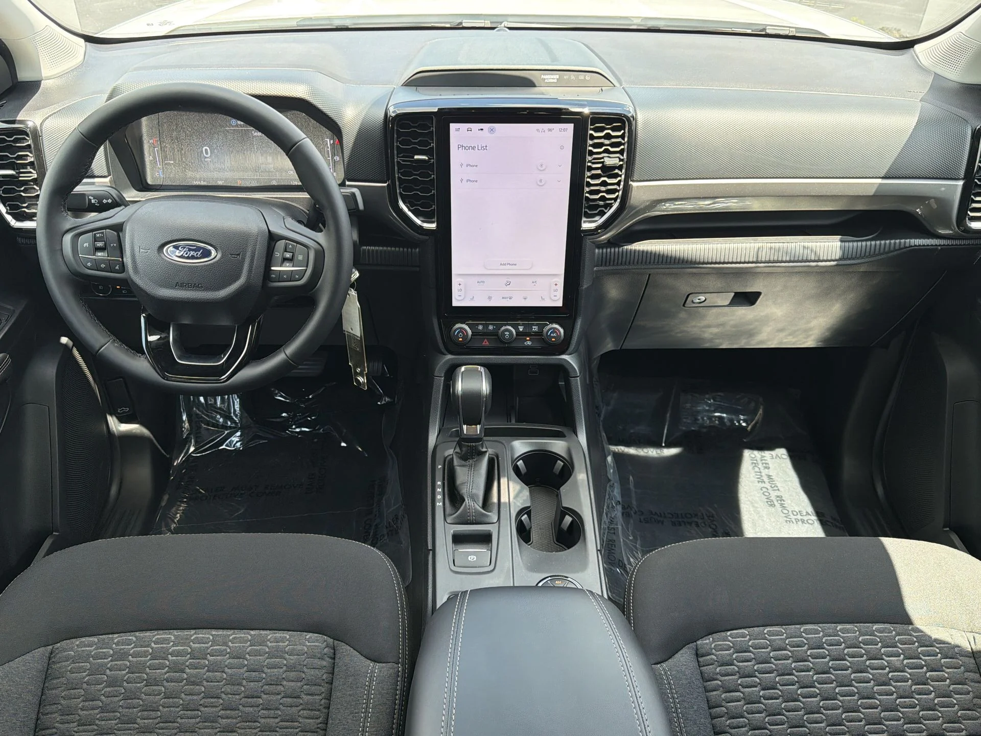 New 2026 Oxford White Ford XLT image 2