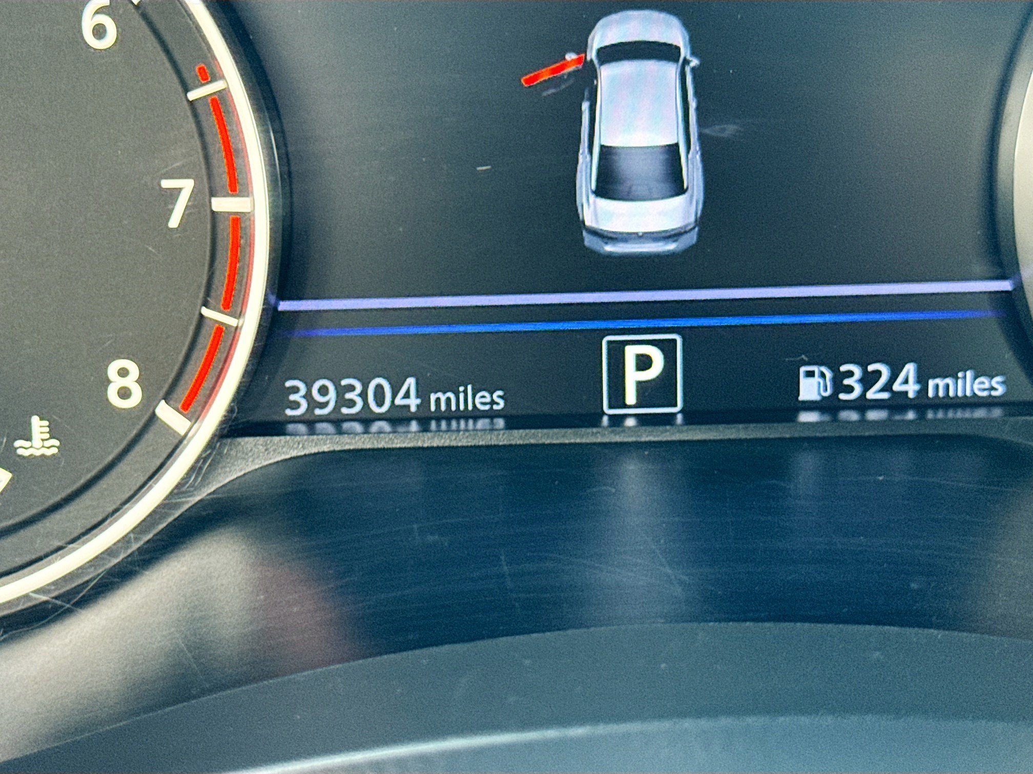 Used 2025 Glacier White Nissan SV image 12
