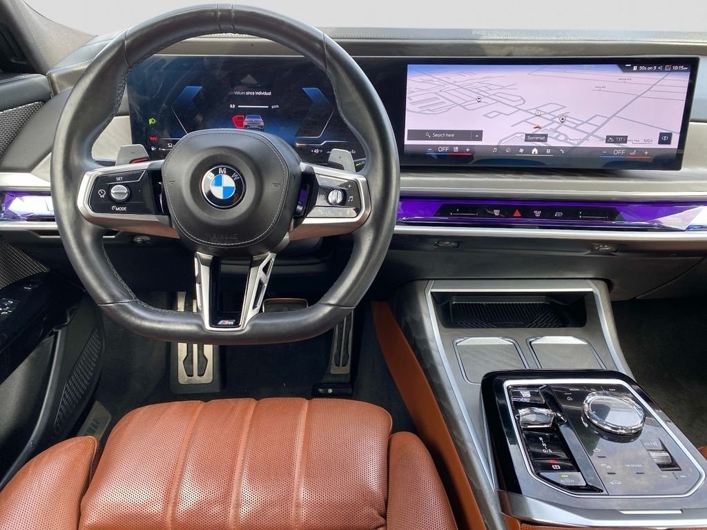 Used 2023 Gray BMW 760i xDrive image 10