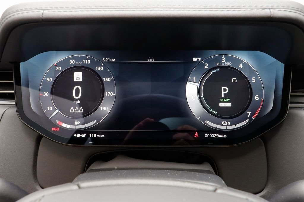 2025 Land Rover Range Rover SE - Photo 9