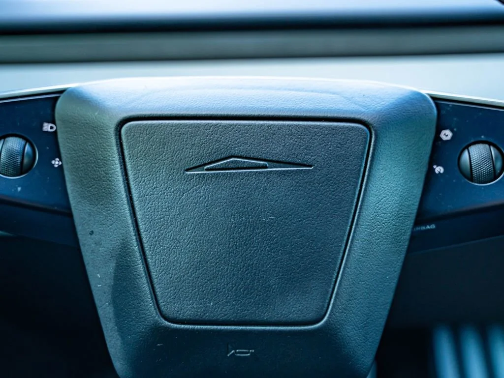 Used 2024 Silver Tesla Foundation Series image 19