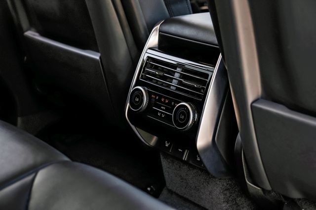 Used 2022 Fuji White Land Rover SE image 50