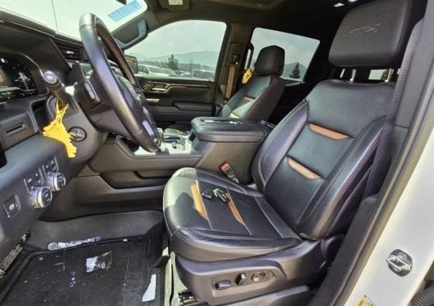 Used 2022 Summit White GMC AT4 image 6