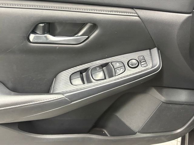 Used 2024 Gray Nissan SV image 13