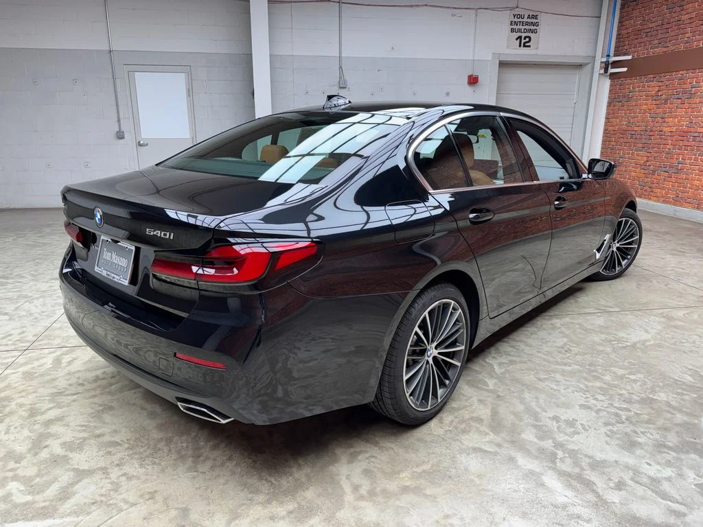Used 2022 Black BMW 540i xDrive image 6