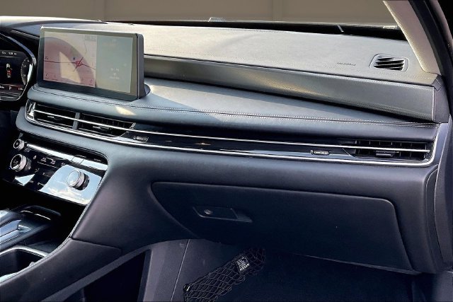 Used 2023 Black INFINITI LUXE image 17