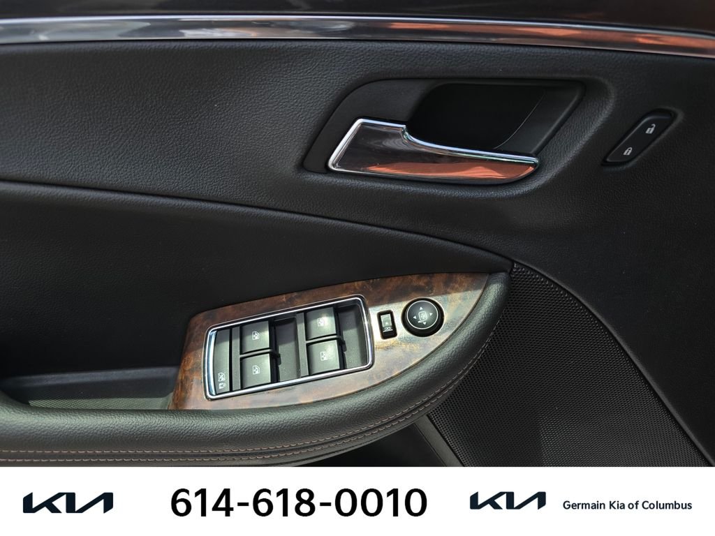 Used 2015 White Chevrolet LT image 25