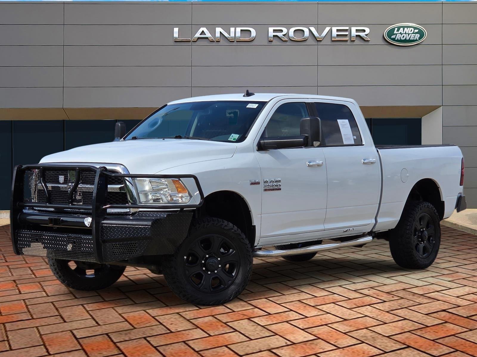 Used 2015 Bright White Clearcoat Ram SLT image 1