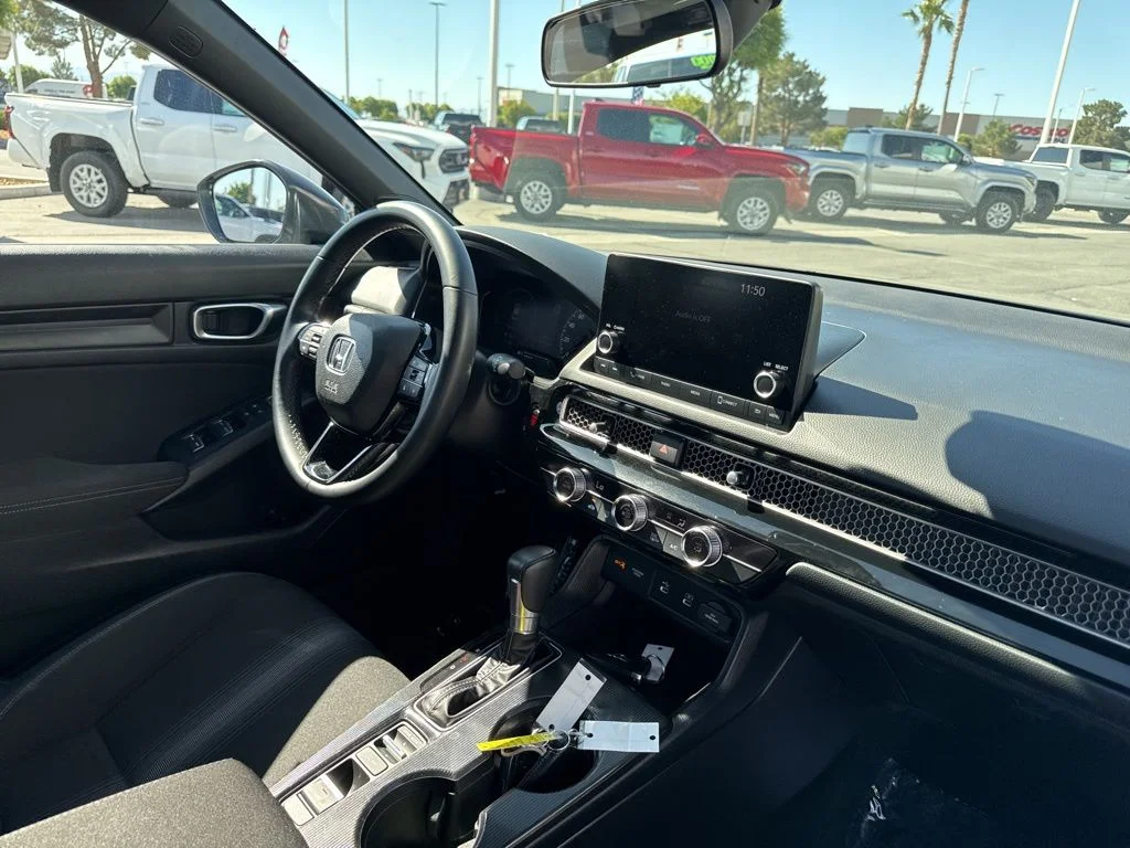 2025 Honda Civic Sport - Photo 22