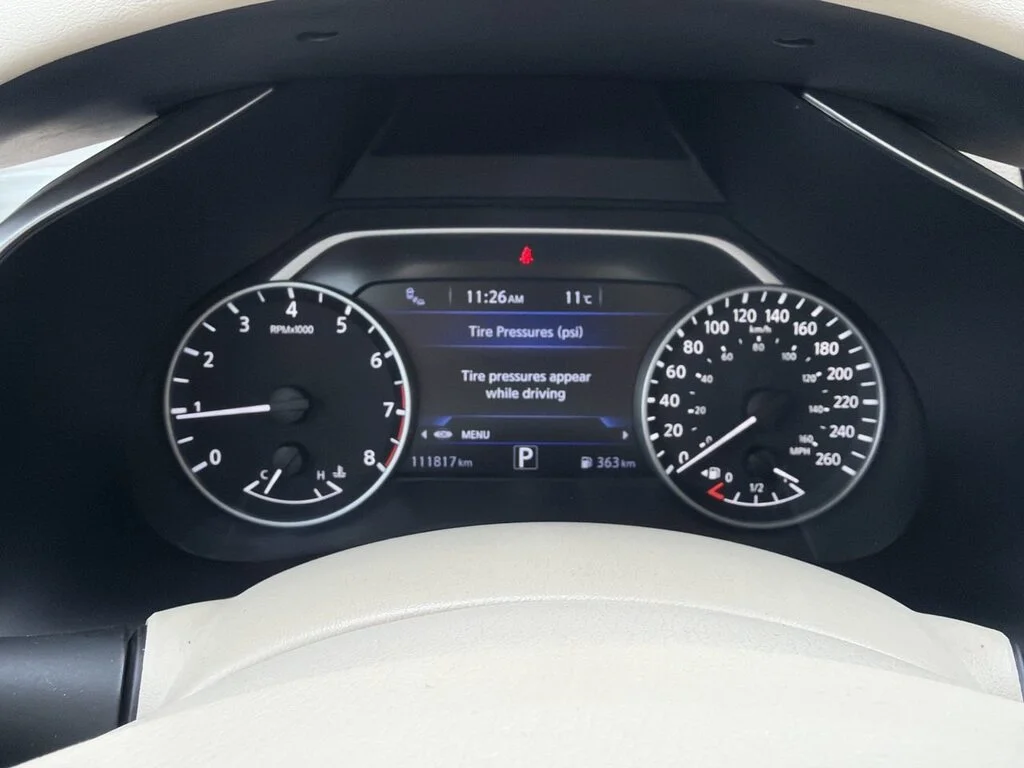 Used 2017  Nissan Platinum AWD CVT (2) Dilawri Certified  Local BC image 23
