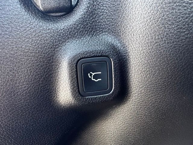 Used 2026 Joose Jeep Limited image 9