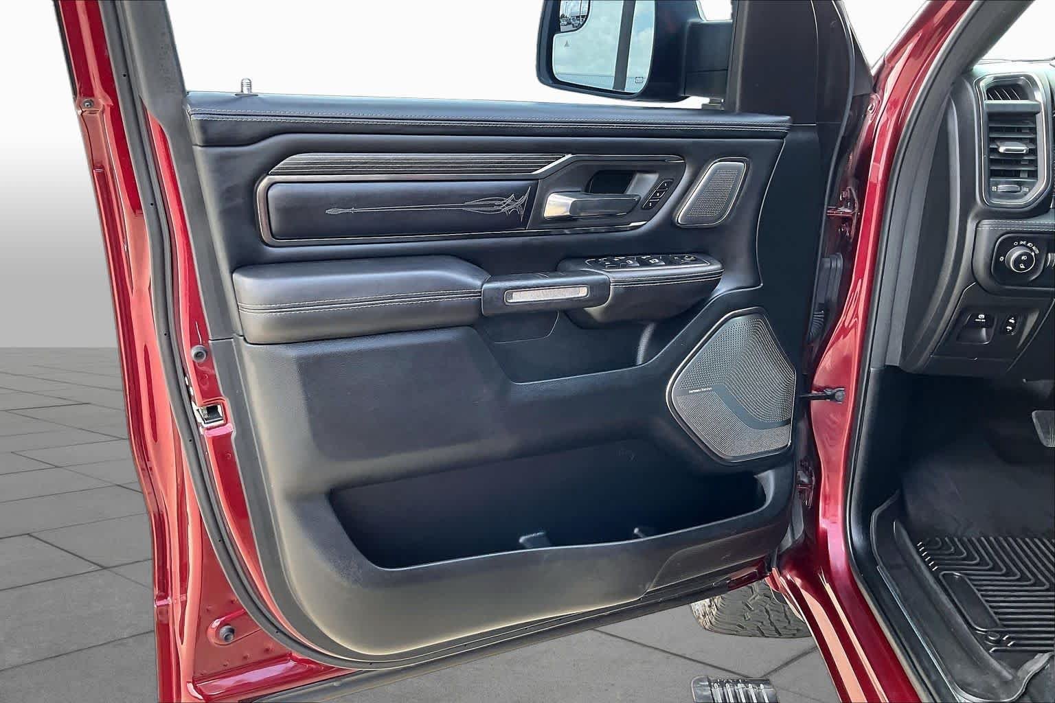Used 2020 Delmonico Red Pearlcoat Ram Limited image 21