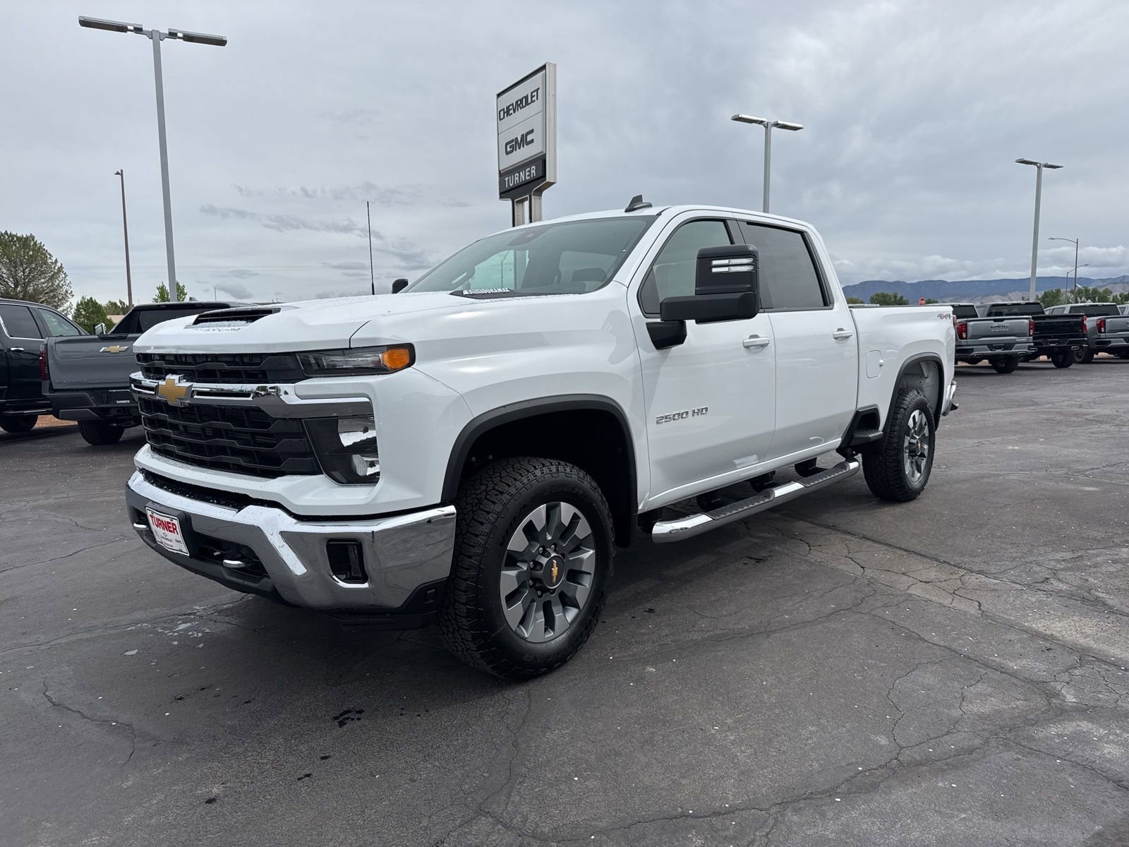 2025 Chevrolet Silverado 2500 HD LT - Photo 9