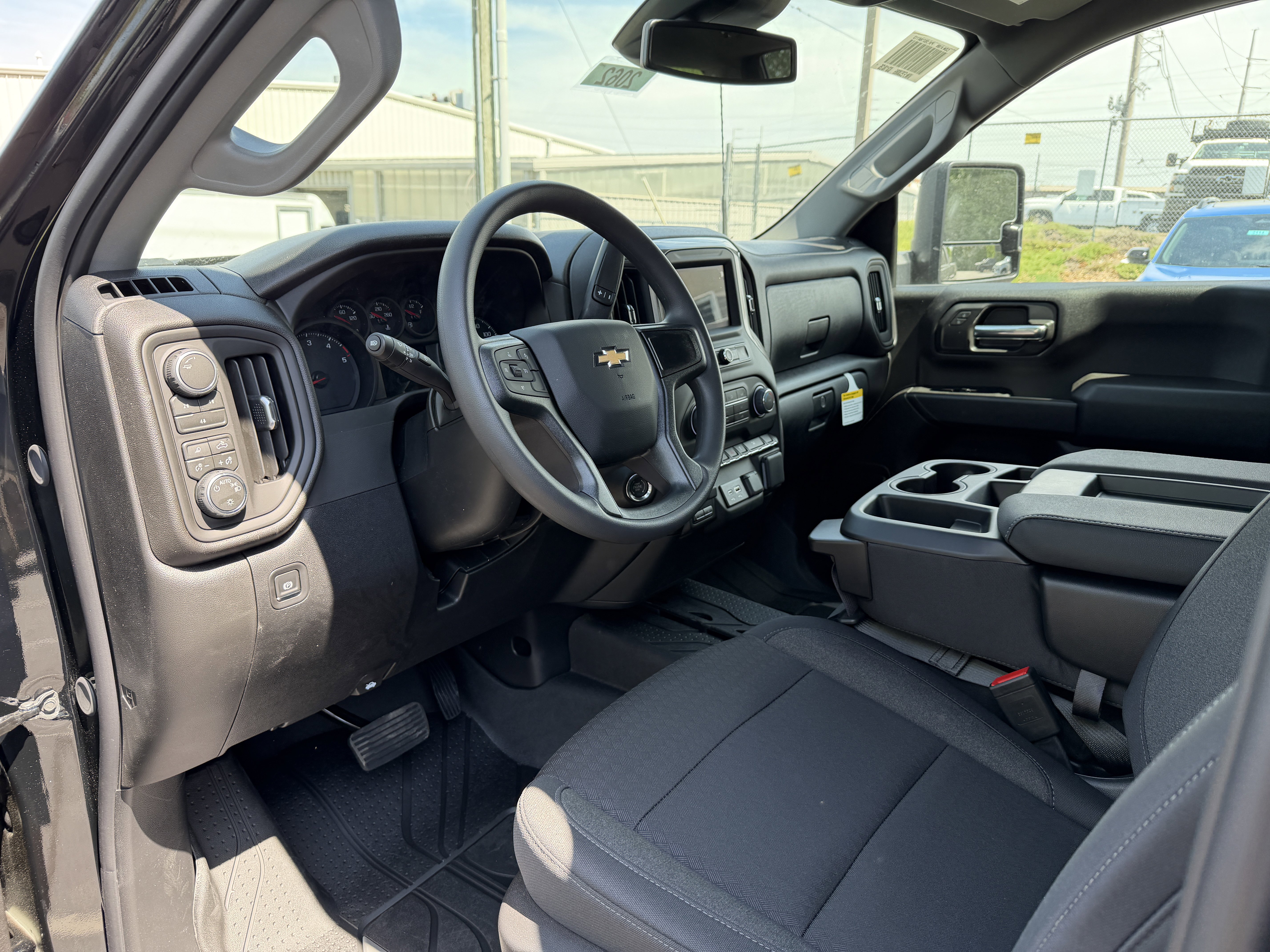 2026 Chevrolet Silverado 2500 HD Custom - Photo 13