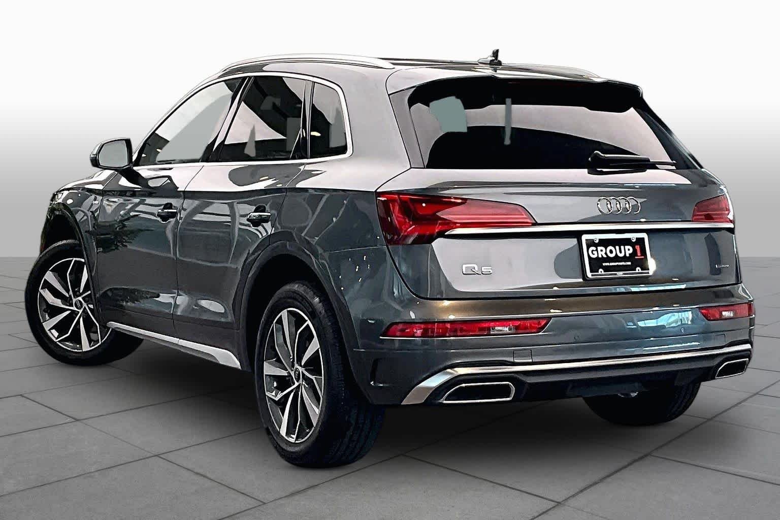 Used 2023 Daytona Gray Pearl Effect Audi S line Premium image 12