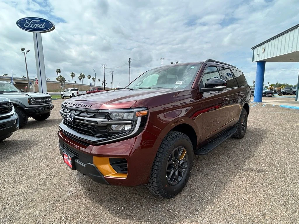 New 2027 Bronze Fire Metallic Tinted Clearcoat Ford Tremor® image 3