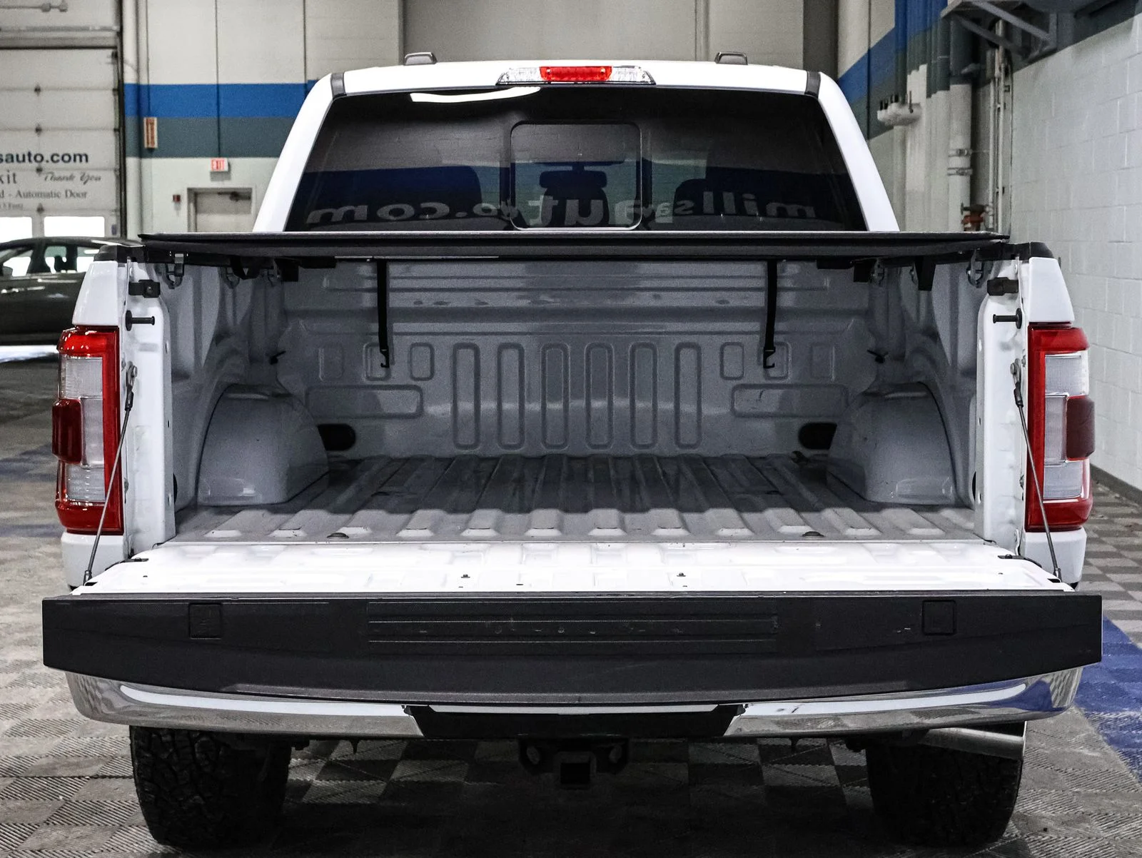 2023 Ford F-150 Lariat - Photo 18