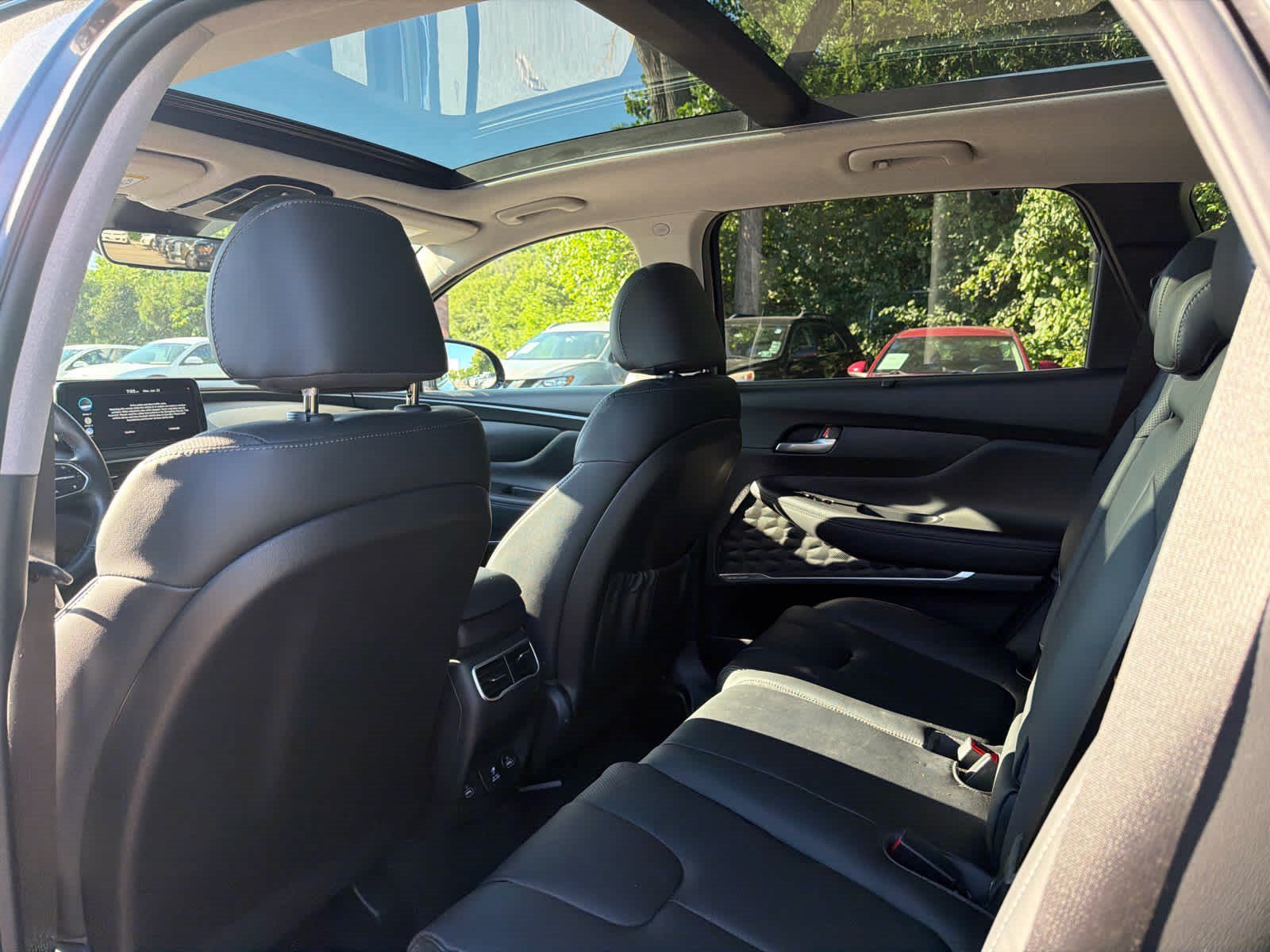 Used 2023 Portofino Gray Hyundai Limited image 6