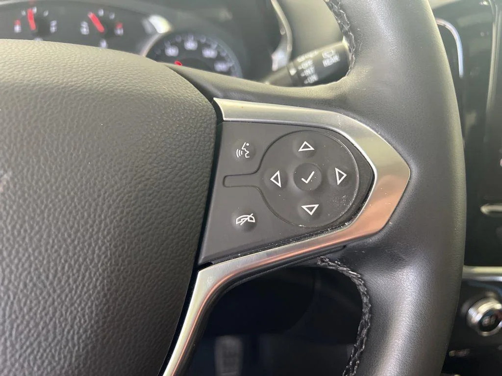 Used 2023 Sterling Gray Metallic Chevrolet LT Leather image 10
