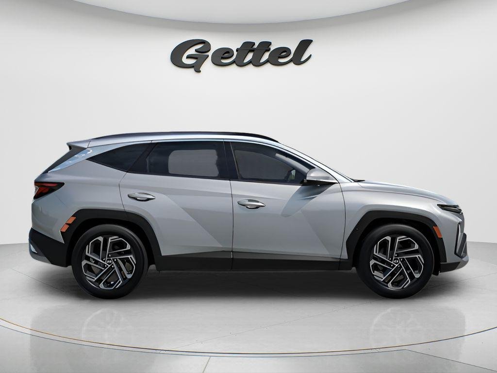 New 2026 Silver Hyundai SEL Plus FWD image 4