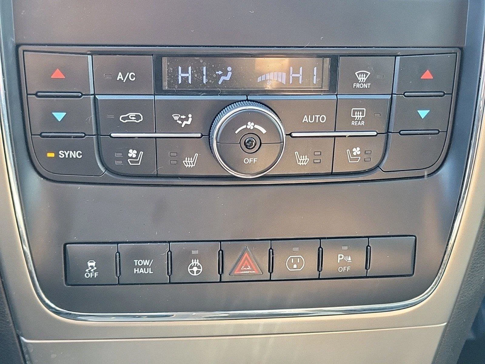 Used 2013 Brilliant Black Crystal Pearl Jeep Overland image 24