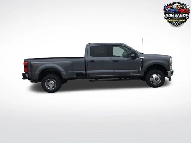 New 2026 Gray Ford XLT image 6