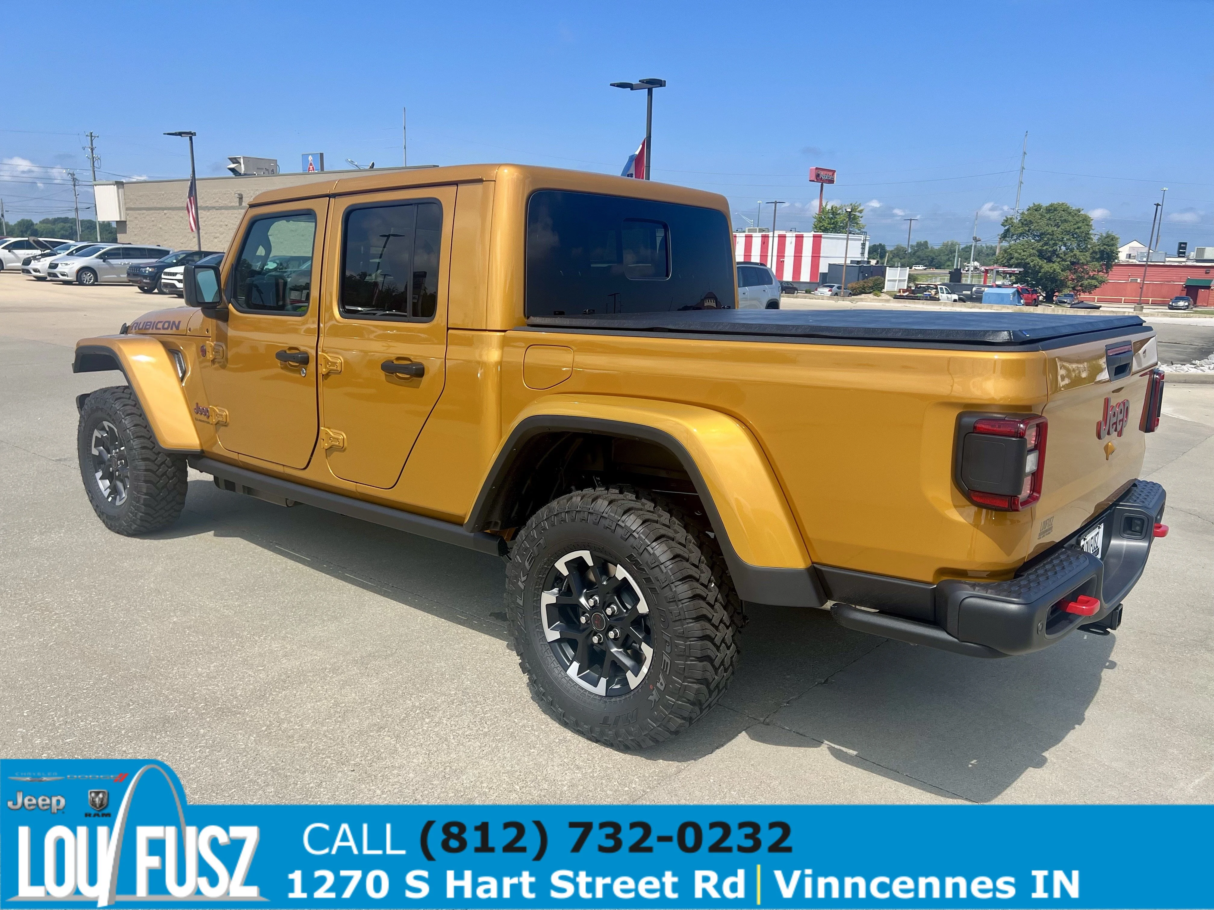 New 2026 Goldilocks Exterior Paint Jeep Rubicon X image 5