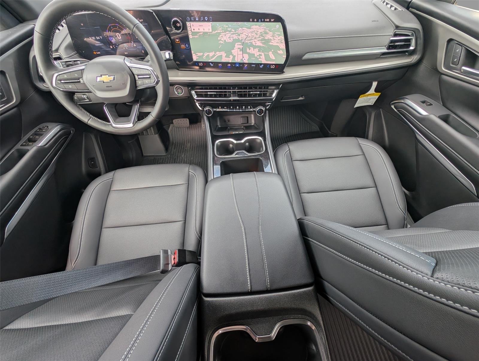 New 2027 Summit White Chevrolet LT image 33