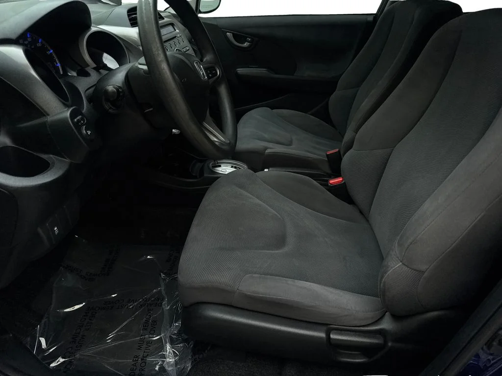 Used 2011  Honda Base image 25