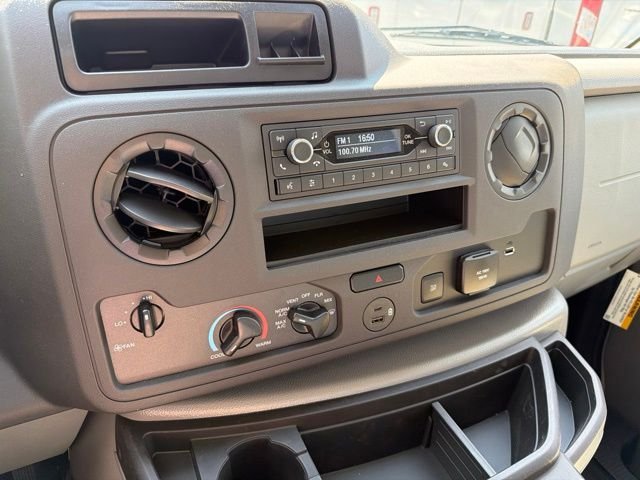 New 2027 Oxford White Ford E-350 SRW image 16
