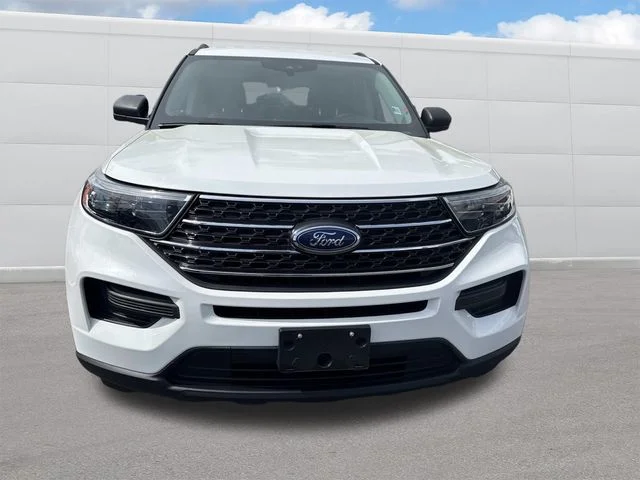 Used 2022 White Ford XLT image 16