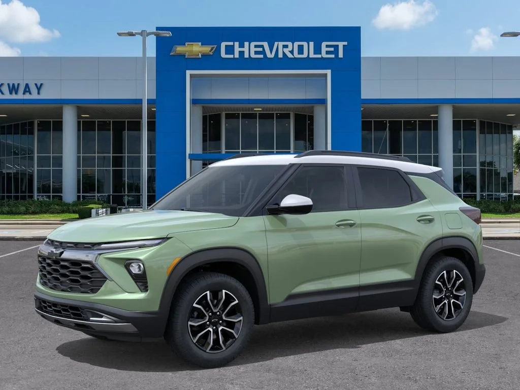 New 2026 Cacti Green Chevrolet ACTIV image 2