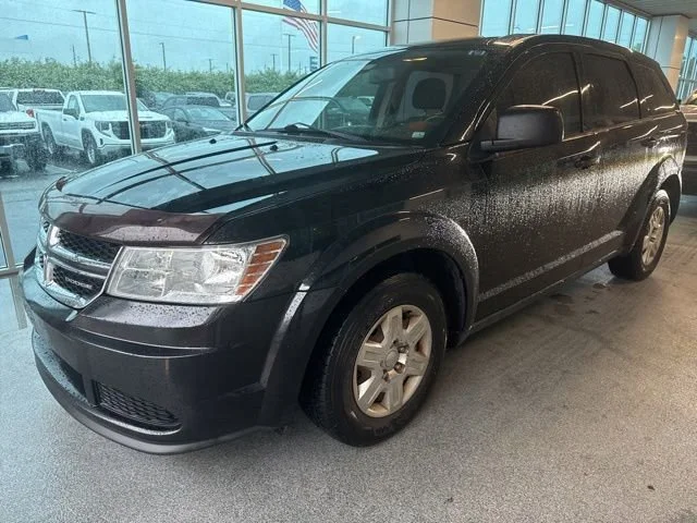 Used 2012 Brilliant Black Crystal Pearlcoat Dodge American Value Pkg image 3