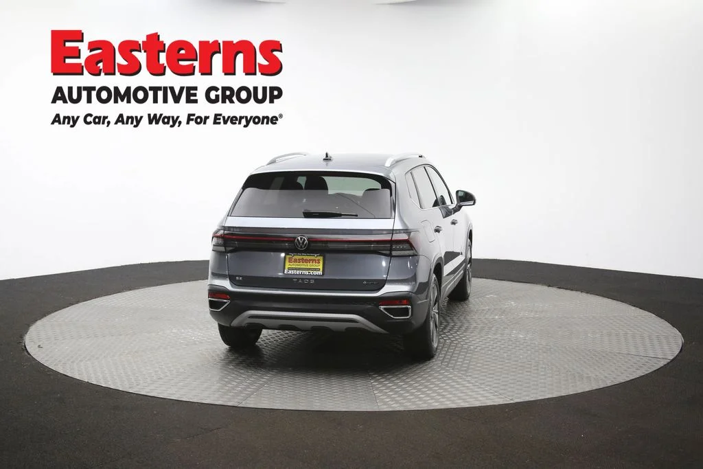 Used 2025 Gray Volkswagen 1.5T SE image 37