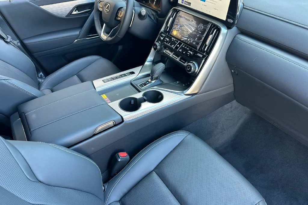New 2026 Caviar Lexus LX 700h F SPORT HANDLING image 17