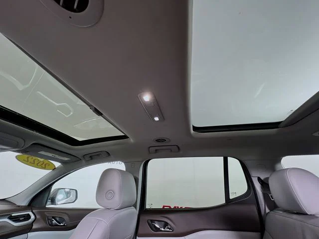 2022 GMC Acadia SLT - Photo 25