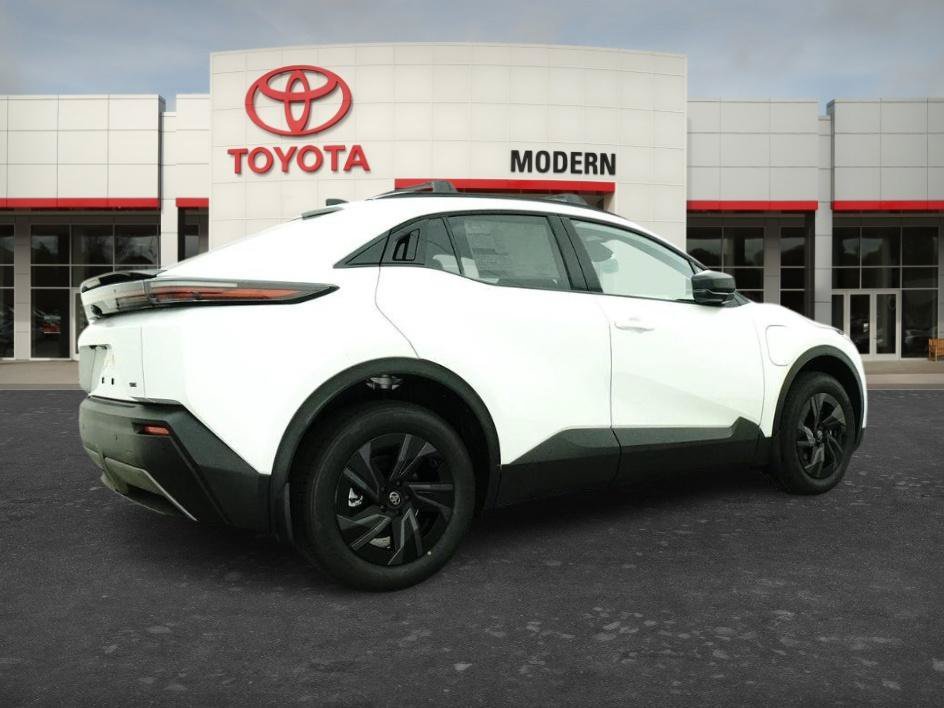 New 2026 Wind Chill Pearl Toyota SE image 16