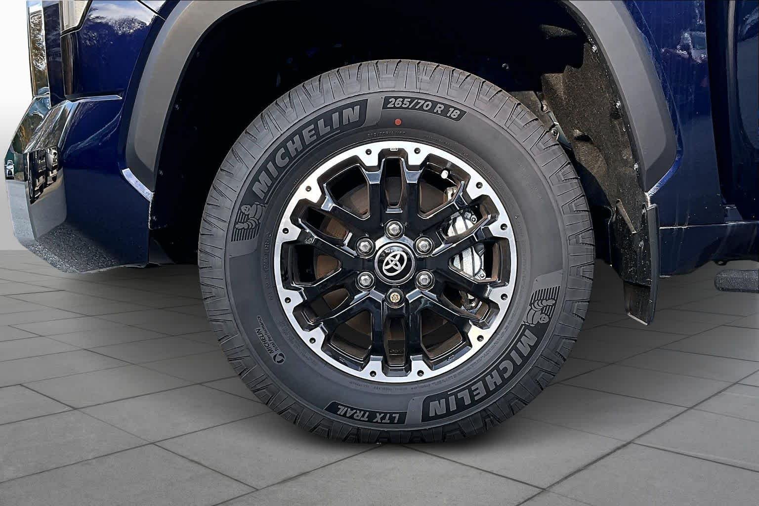 2025 Toyota Tundra SR5 - Photo 11