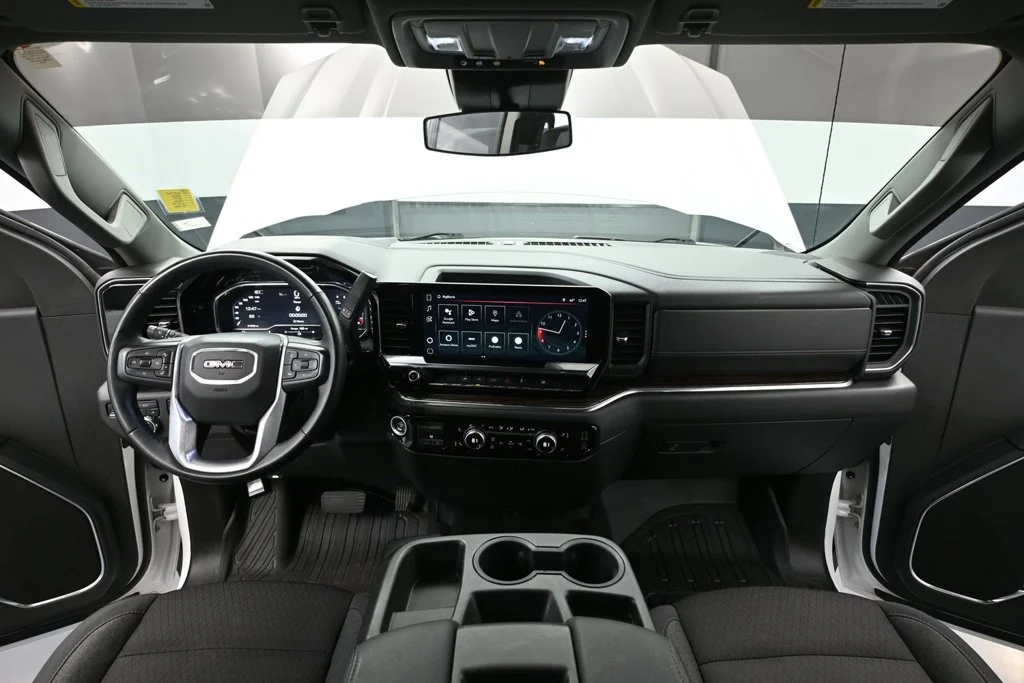 Certified Used 2024 White GMC Elevation image 18