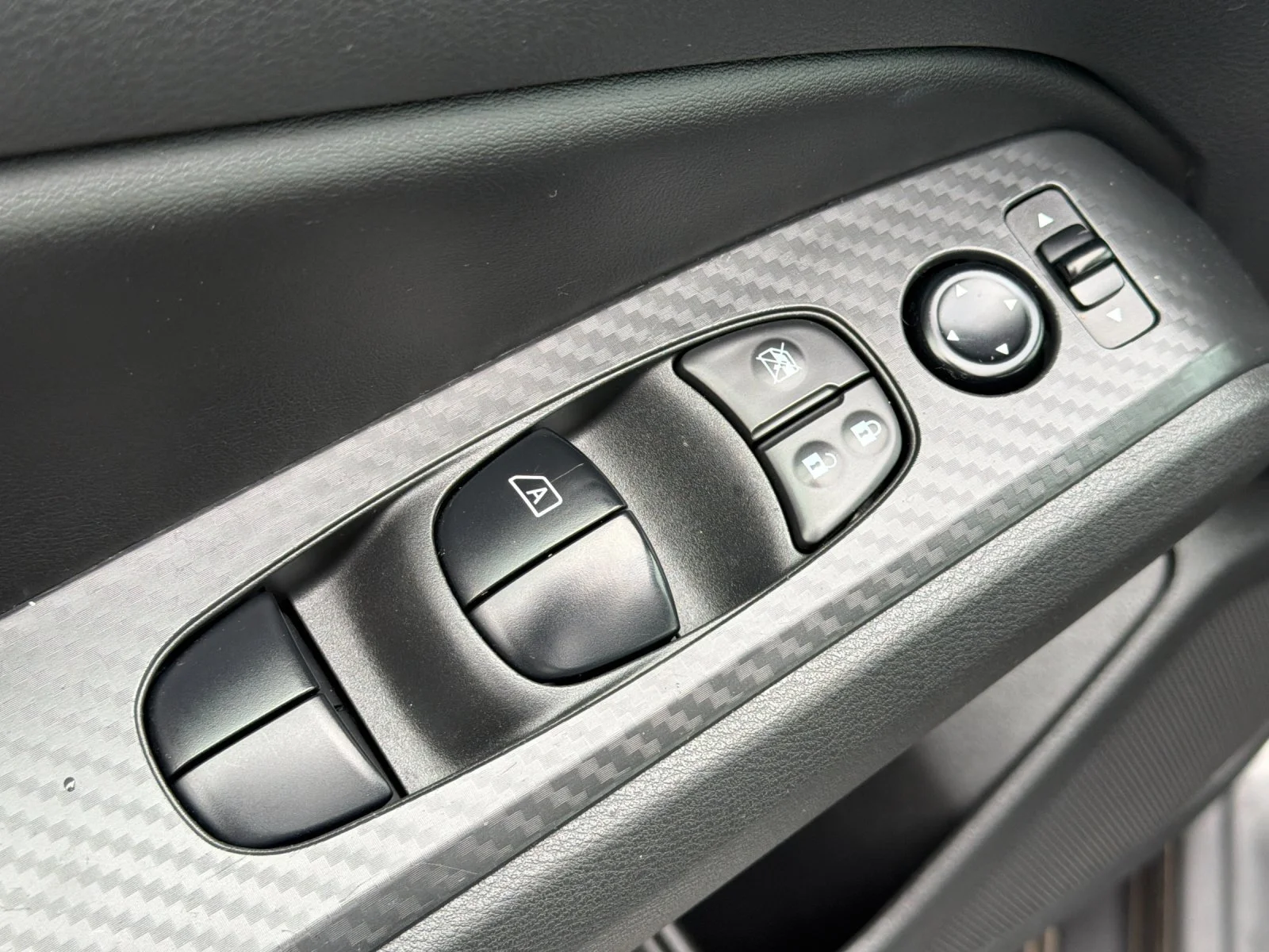 2024 Nissan Altima SV - Photo 11