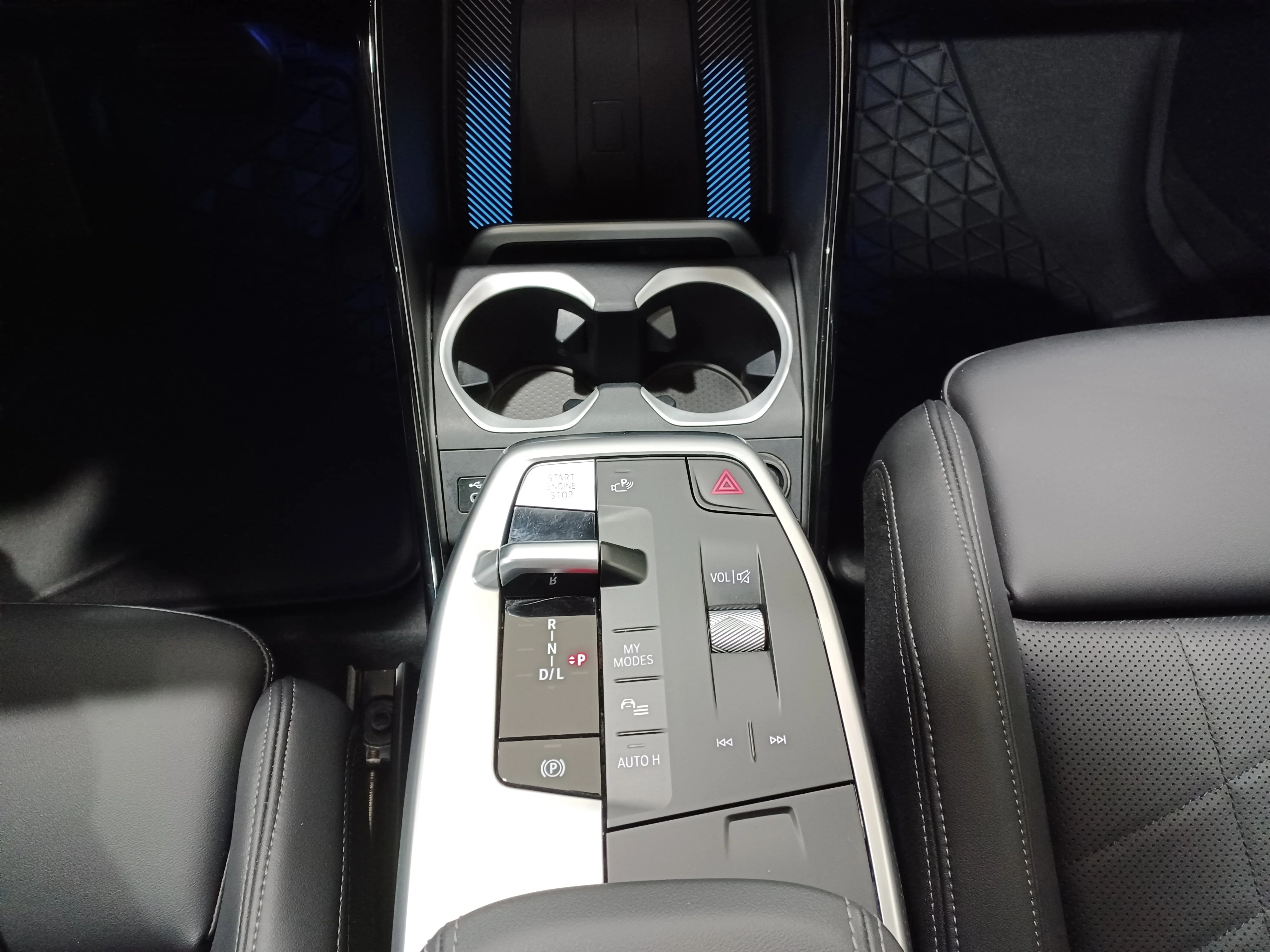 Certified Used 2023 Mineral White Metallic BMW xDrive28i*Nav | Htd Steering Wheel | Pano Roof | Htd Leather | Lane Keep Assist | Rain Sense Wipers image 20