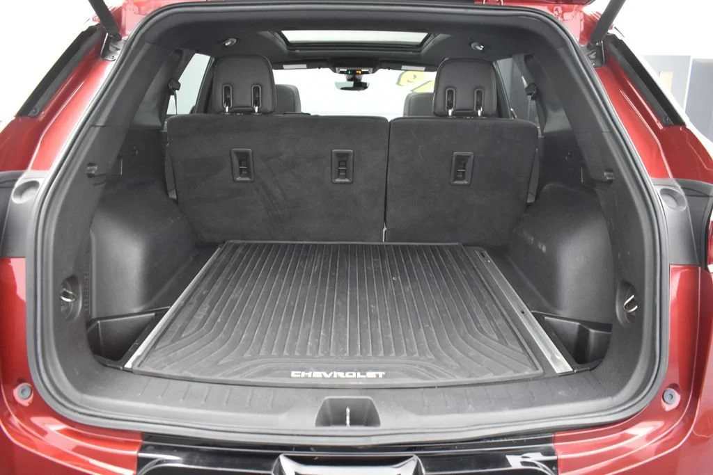 Used 2019 CAJUN RED TINTCOAT Chevrolet RS image 31