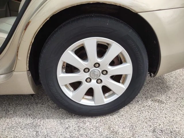 Used 2009  Toyota  image 26