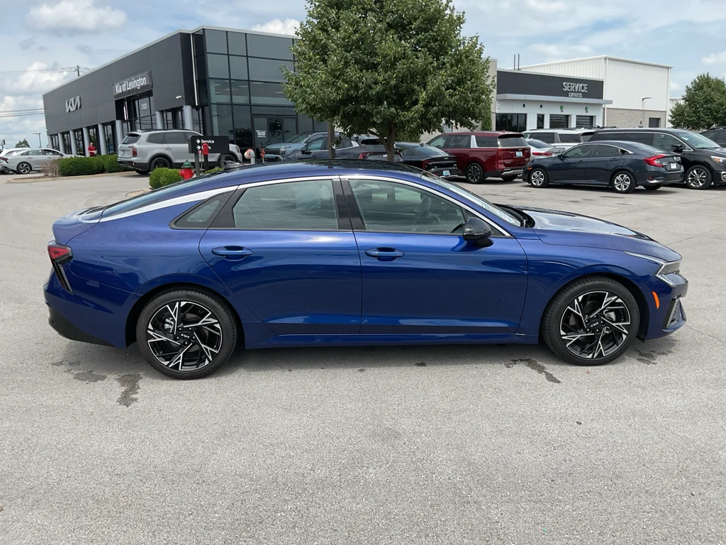 Used 2026 Yacht Blue Kia GT-Line image 10