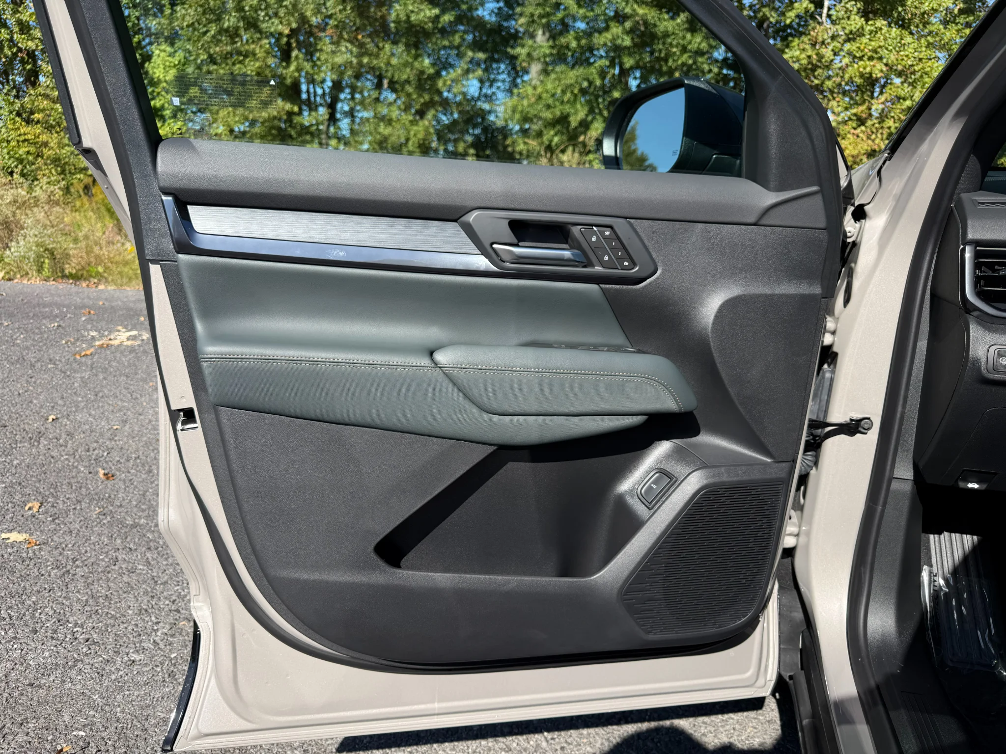 2027 GMC Terrain AT4 - Photo 23
