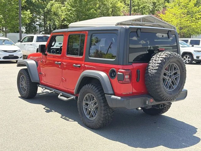 Used 2024 Red Jeep Sport S image 11