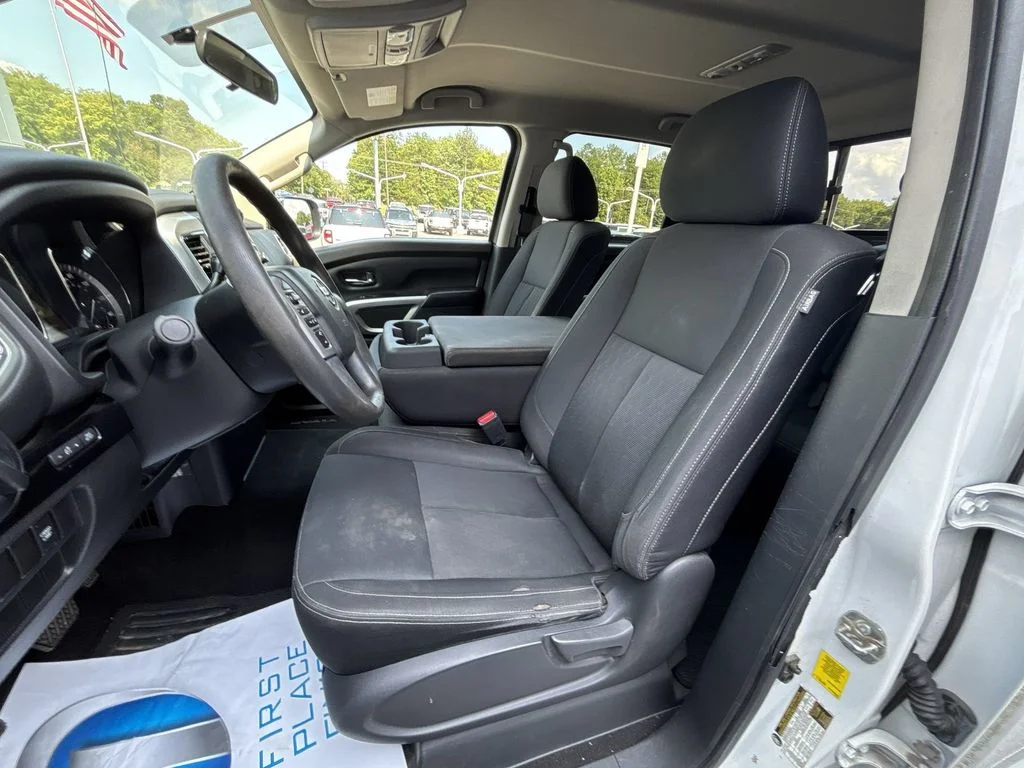 Used 2018 White Nissan SV image 13