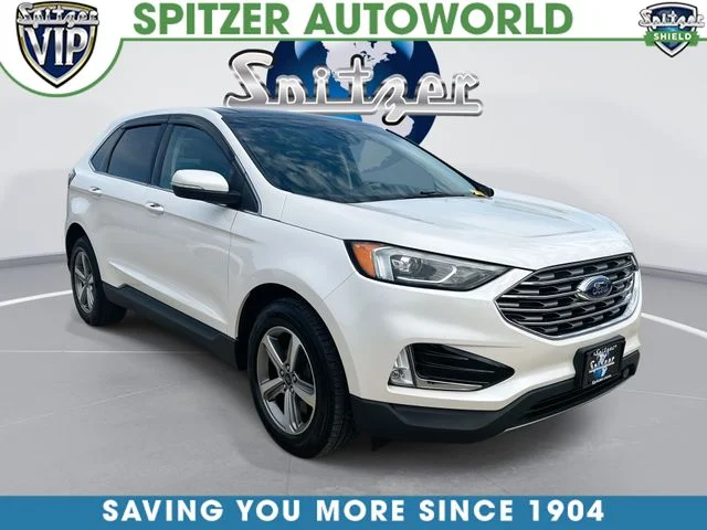 Used 2019 White Ford SEL image 1