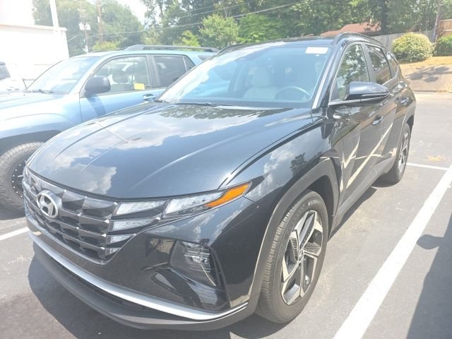 Used 2023 Phantom Black Hyundai SEL image 1
