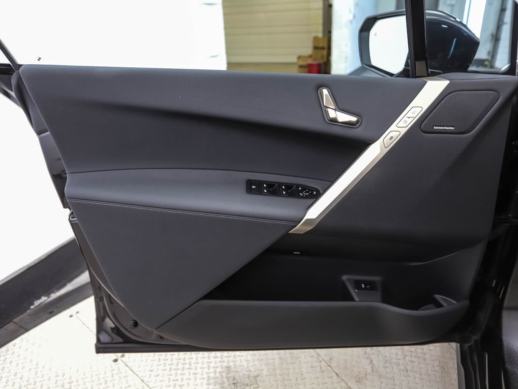 Certified Used 2024 Dark Graphite BMW xDrive50 image 9